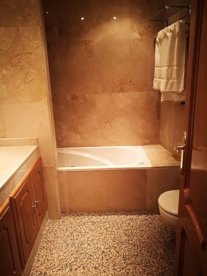 Apartamentos Torr Av America - Lopez De Hoyos - Chamartin Мадрид Екстериор снимка